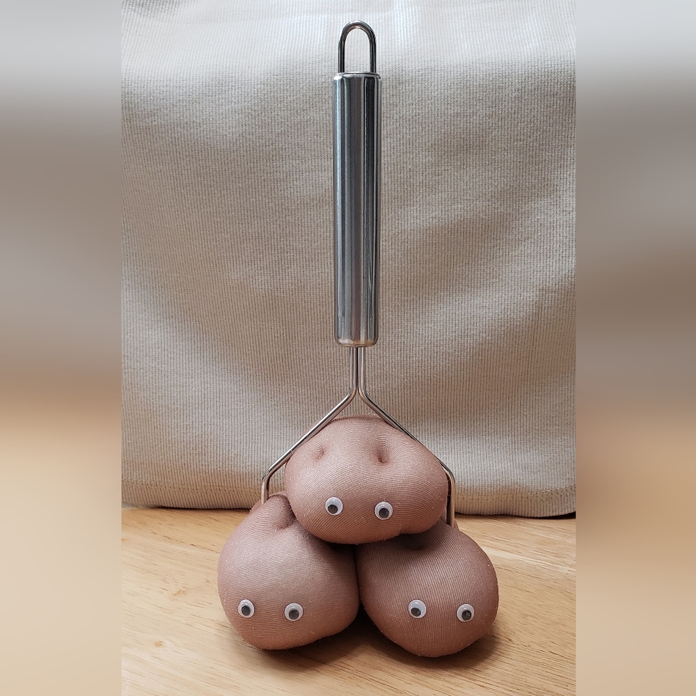 Potato Masher with Spuds Kitchen Decor